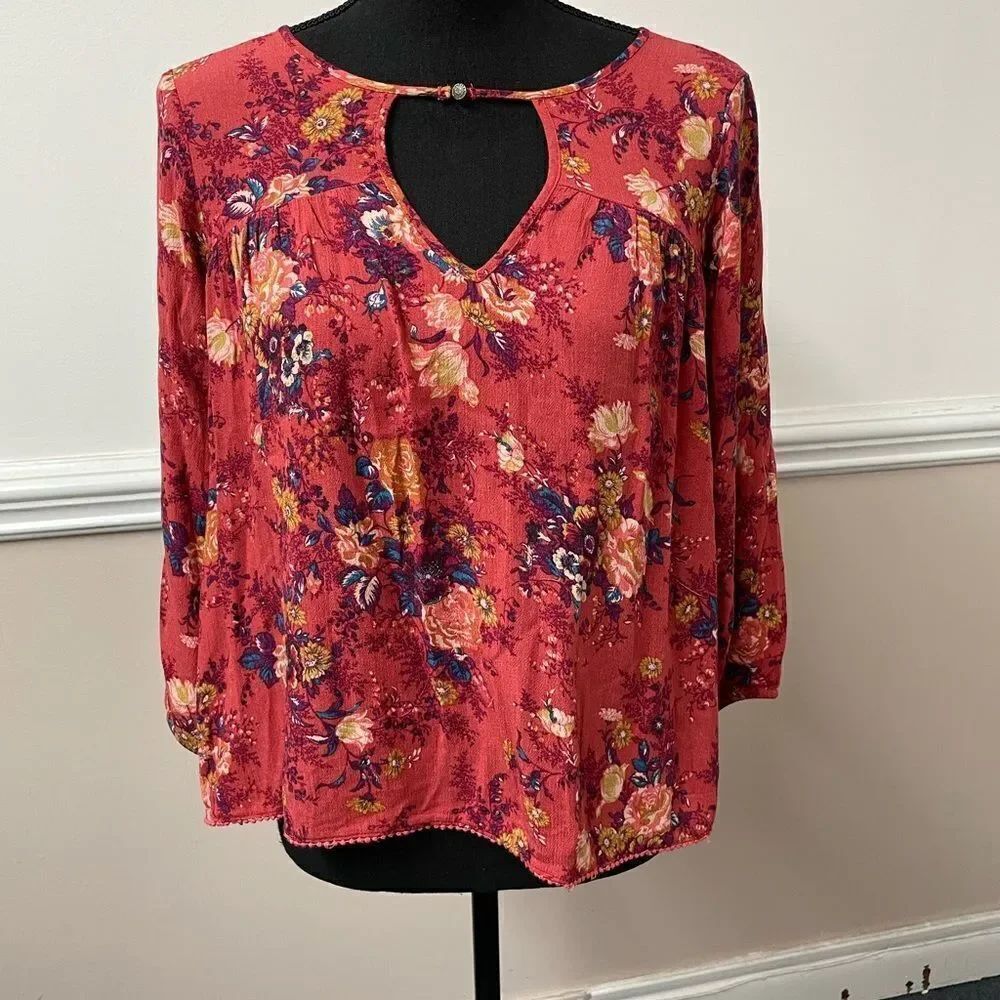American Eagle Floral Blouse